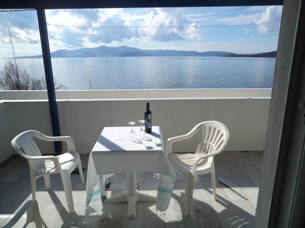 O Fotis Aparthotel Agios Prokopios  Bilik gambar