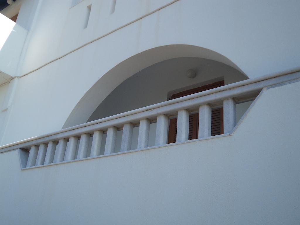 O Fotis Aparthotel Agios Prokopios  Bilik gambar