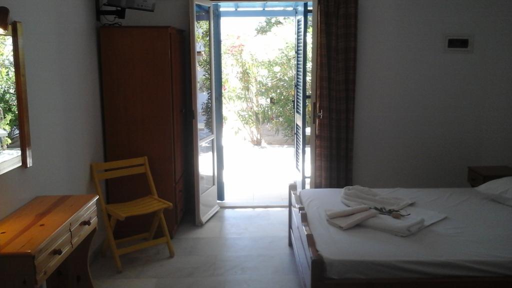 O Fotis Aparthotel Agios Prokopios  Luaran gambar